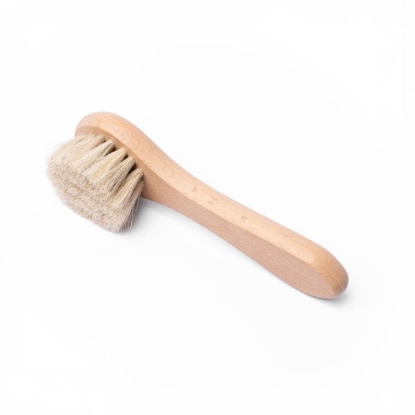 At Kılı Yüz Fırçası